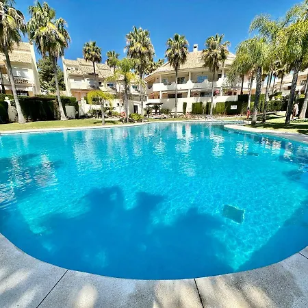 El Arenal Townhouse By The Beach With Swimming Pool Ii- Eaw Homes Marbella Exterior photo